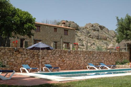 Casa Rural Virgen De La Cabeza Guest House Valencia de Alcantara Bagian luar foto